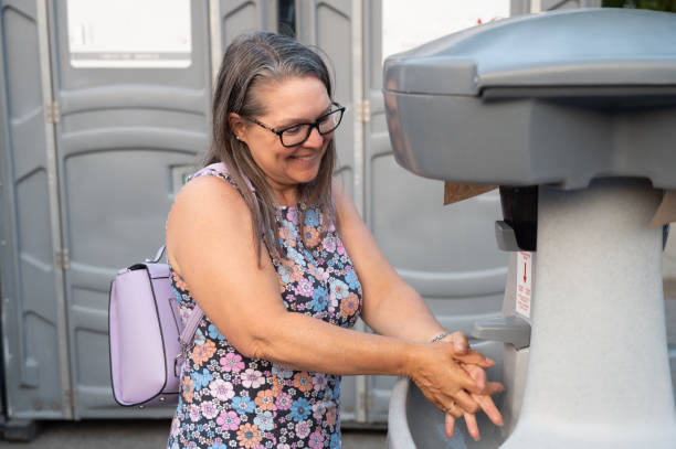 Best Portable restroom trailer rental  in Mount Vernon, WA
